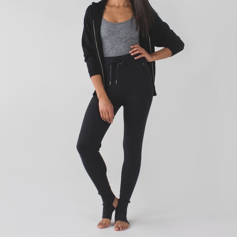 Lululemon Sweet Savasana Sweater Pant Heathered Black - Size 4